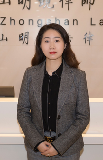 公司律师曹佳佳(图1) 公司律师曹佳佳(图1)